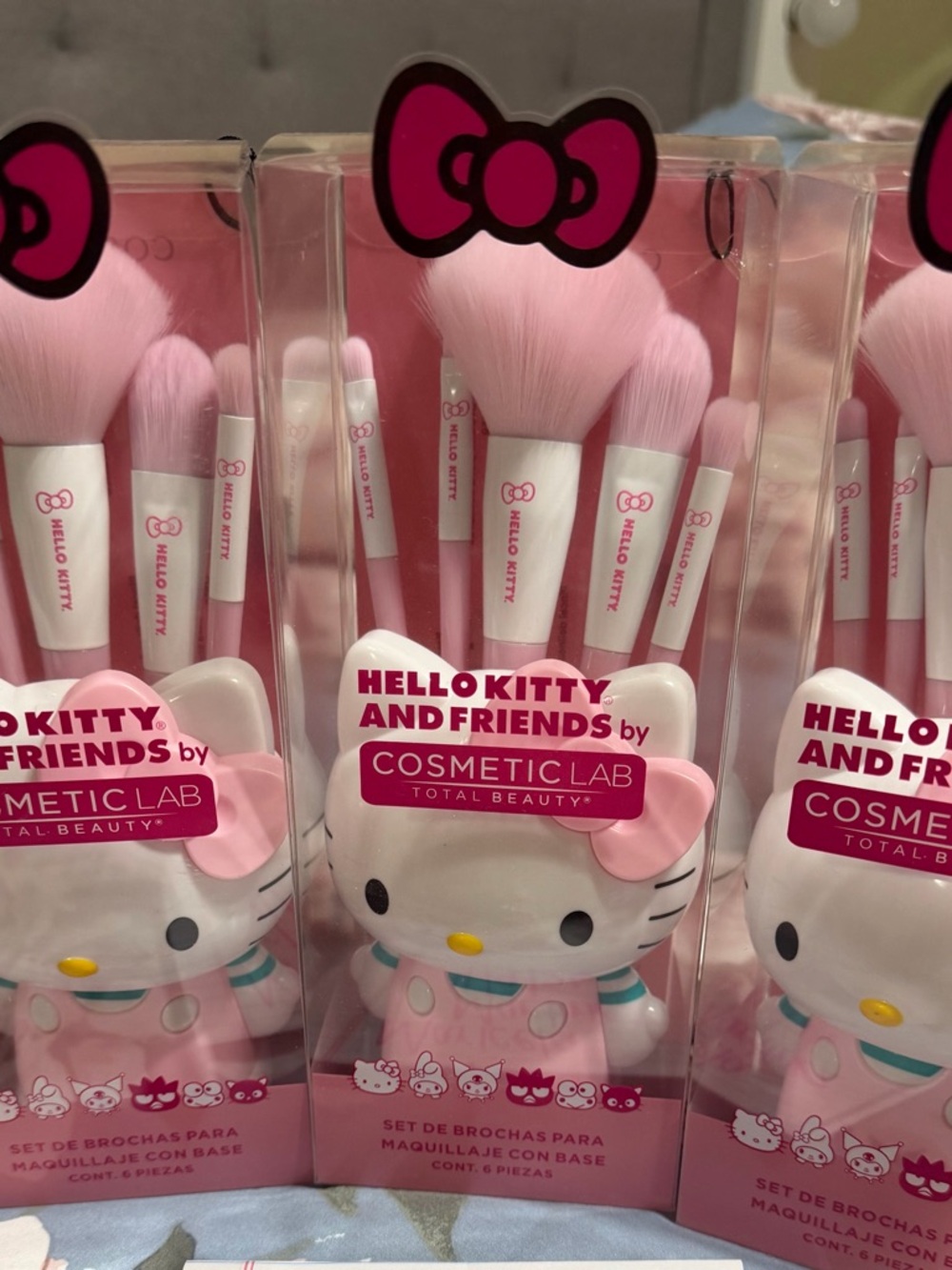 Hello Kitty Pink Makeup Brush Set - Cosmetic Lab